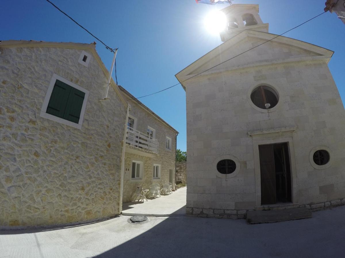 Apartments And Rooms By The Sea Bibinje, Zadar - 6199 Ngoại thất bức ảnh